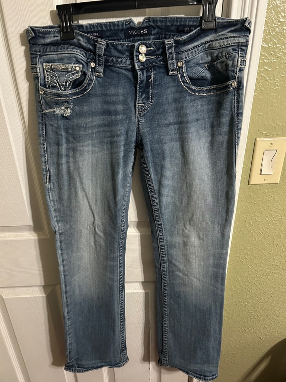 VIGOSS Women's Medium Blue Boot Cut Jeans with Faded Wash